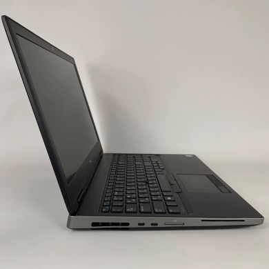 Мобільна робоча станція Dell Precision 7530 / 15.6" (1920x1080) IPS / Intel Core i7-8850H (6 (12) ядра по 2.6 - 4.3 GHz) / 16 GB DDR4 / 256 GB SSD / nVidia Quadro P2000, 4 GB GDDR5, 128-bit / HDMI / WebCam Мобільна робоча станція Dell Precision 7530 / 15.6" (1920x1080) IPS / Intel Core i7-8850H (6 (12) ядра по 2.6 - 4.3 GHz) / 16 GB DDR4 / 256 GB SSD / nVidia Quadro P2000, 4 GB GDDR5, 128-bit / HDMI / WebCam