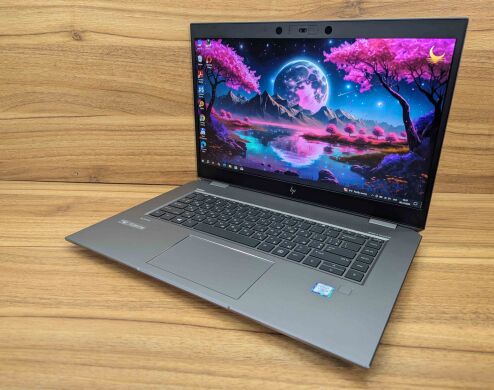 Мобильная рабочая станция HP zBook Studio G5 / 15.6" (1920x1080) IPS / Intel Core i9-9880H (8 (16) ядер по 2.3 - 4.8 GHz) / 16 GB DDR4 / 500 GB SSD / nVidia Quadro P1000, 4 GB GDDR5, 128-bit / WebCam / TouchID / Windows 10