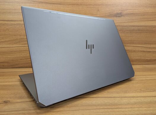 Мобильная рабочая станция HP zBook Studio G5 / 15.6" (1920x1080) IPS / Intel Core i9-9880H (8 (16) ядер по 2.3 - 4.8 GHz) / 16 GB DDR4 / 512 GB SSD / nVidia Quadro P1000, 4 GB GDDR5, 128-bit / WebCam / TouchID / Windows 10