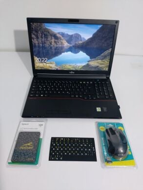 Ноутбук Fujitsu LifeBook E554 / 15.6" (1366x768) TN / Intel Core i3-4100M (2 (4) ядра по 2.5 GHz) / 8 GB DDR3 / 120 GB SSD NEW / Intel HD Graphics 4600 / DVD-ROM + Бездротова мишка в подарунок