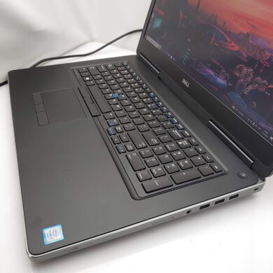 Рабоча станція Dell Precision 7710 / 17.3" (1920х1080) IPS / Intel Core i7-6820HQ (4 (8) ядра по 2.7 - 3.6 GHz) / 8 GB DDR4 / 256 GB SSD / nVidia Quadro M4000M, 4 GB GDDR5, 256-bit / WebCam