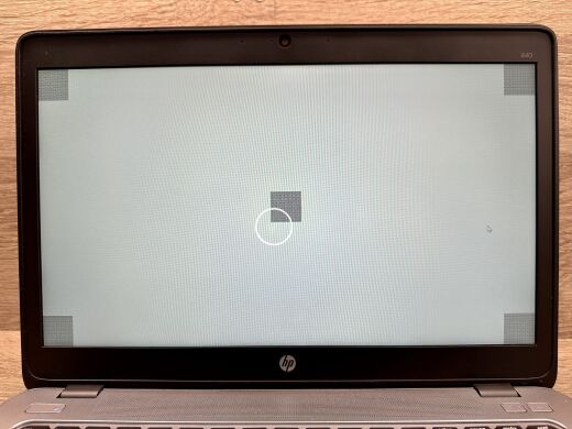 Ультрабук Б-клас HP EliteBook 840 G2 / 14" (1920x1080) TN / Intel Core i7-5600U (2 (4) ядра по 2.6 - 3.2 GHz) / 8 GB DDR3 / 256 GB SSD / AMD Radeon R7 M260X, 1 GB DDR5, 128-bit / WebCam / Windows 10 Pro