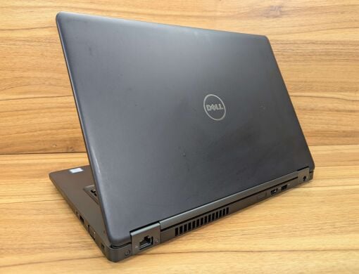 Ультрабук Dell Latitude 5480 / 14" (1920x1080) IPS Touch / Intel Core i5-7440HQ (4 ядра по 2.8 - 3.8 GHz) / 16 GB DDR4 / 512 GB SSD / nVidia GeForce 930MX, 2 GB DDR3, 64-bit / WebCam / Windows 10 Ультрабук Dell Latitude 5480 / 14" (1920x1080) IPS Touch / Intel Core i5-7440HQ (4 ядра по 2.8 - 3.8 GHz) / 16 GB DDR4 / 512 GB SSD / nVidia GeForce 930MX, 2 GB DDR3, 64-bit / WebCam / Windows 10