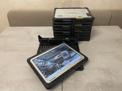 Защищенный нетбук-трансформер Panasonic Toughbook CF-33 / 12.5" (2160x1440) IPS Touch / Intel Core i7-7600U (2 (4) ядра по 2.8 - 3.9 GHz) / 16 GB DDR3 / 500 GB SSD / Intel HD Graphics 620 / WebCam / GPS / Два АКБ / Стилус