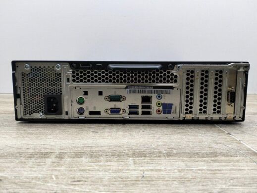 Компьютер Lenovo ThinkCentre M700 SFF / Intel Core i5-6500 (4 ядра по 3.2 - 3.6 GHz) / 8 GB DDR4 / 240 GB SSD / Intel HD Graphics 530 / DVD-ROM