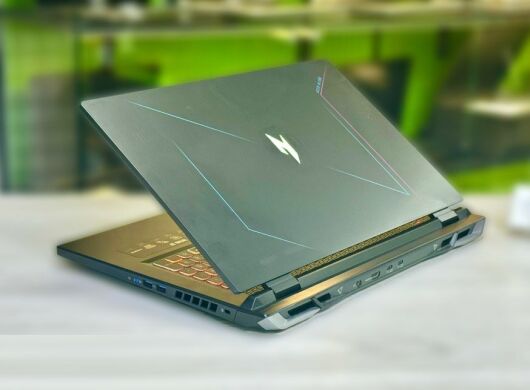 Ігровий ноутбук Acer Nitro 17 AN17-41 / 17.3" (2560x1440) IPS / AMD Ryzen 7 7840HS (8 (16) ядер по 3.8 - 5.1 GHz) / 16 GB DDR5 / 512 GB SSD M.2 / nVidia GeForce RTX 4060, 8 GB GDDR6, 128-bit / WebCam / Win 11 Home