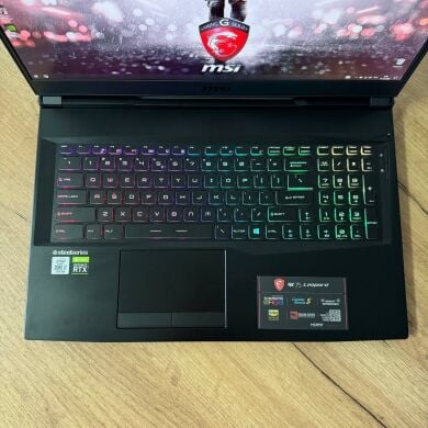 Ігровий ноутбук MSI GL75 Leopard 10SFK / 17.3" (1920x1080) IPS / Intel Core i7-10750H (6 (12) ядер по 2.6 - 5.0 GHz) / 16 GB DDR4 / 512 GB SSD + 1000 GB HDD / nVidia GeForce RTX 2070, 8 GB GDDR6, 256-bit / WebCam