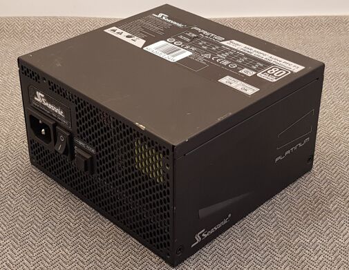 Блок живлення Seasonic Prime Ultra Platinum 550W (SSR-550PD2) / 550W / 24+4(4)+4(8) pin