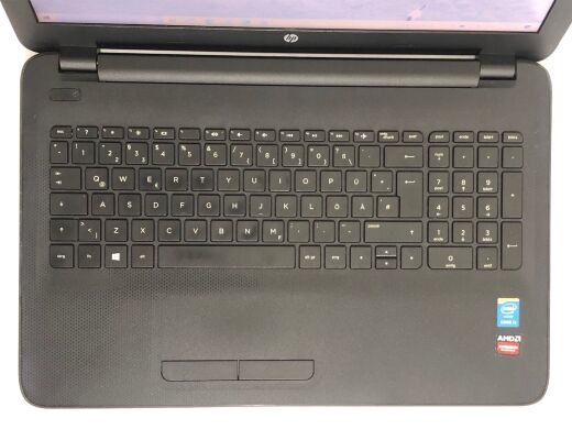 Ноутбук Б-класс HP 250 G4 / 15.6" (1366x768) TN / Intel Core i3-5005U (2 (4) ядра по 2.0 GHz) / 8 GB DDR4 / 1000 GB HDD / AMD Radeon R5 M330, 2 GB DDR3, 64-bit / WebCam / DVD-ROM / Win 10 Home