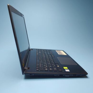Игровой ноутбук Acer Aspire E5-576G / 15.6" (1920x1080) IPS / Intel Core i5-8250U (4 (8) ядра по 1.6 - 3.4 GHz) / 8 GB DDR4 / 480 GB SSD / nVidia GeForce MX150, 2 GB GDDR5, 64-bit / WebCam / Win 10 Home