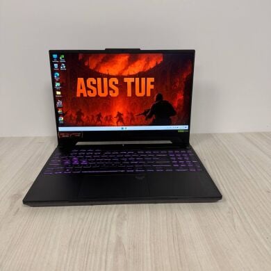 Ігровий ноутбук Б-клас Asus TUF Gaming F15 FX507ZI / 15.6" (1920x1080) IPS / Intel Core i7-12700H (14 (20) ядер по 3.5 - 4.7 GHz) / 16 GB DDR5 / 512 GB SSD NVMe / nVidia GeForce RTX 4070, 8 GB GDDR6, 128-bit / WebCam