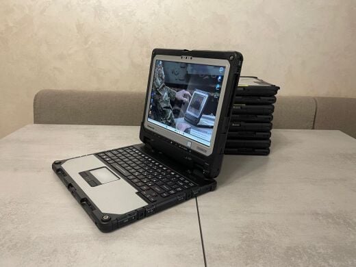 Защищенный нетбук-трансформер Panasonic Toughbook CF-33 / 12.5" (2160x1440) IPS Touch / Intel Core i7-7600U (2 (4) ядра по 2.8 - 3.9 GHz) / 16 GB DDR3 / 500 GB SSD / Intel HD Graphics 620 / WebCam / GPS / Два АКБ / Стилус