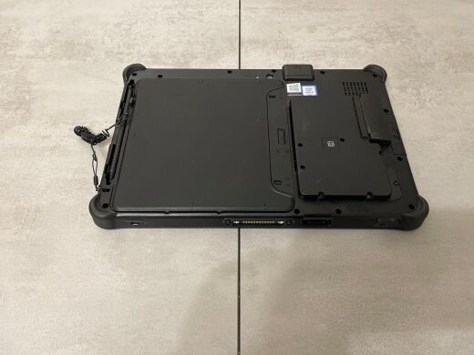 Захищений планшет Getac F110 G4 / 11.6" (1920x1080) IPS Touch / Intel Core i5-7200U (2 (4) ядра по 2.5 - 3.1 GHz) / 8 GB DDR4 / 256 GB SSD / Intel HD Graphics 620 / WebCam / Стилус / Два АКБ