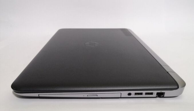 Ігровий ноутбук HP ProBook 470 G3 / 17.3" (1920x1080) IPS / Intel Core i5-6200U (2 (4) ядра по 2.3 - 2.8 GHz) / 8 GB DDR3 / 256 GB SSD / AMD Radeon R7 M340, 2 GB DDR3, 64-bit / WebCam / DVD-ROM / Win 10 Pro