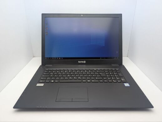 Ноутбук Terra Mobile 1715 / 17.3" (1600x900) TN / Intel Core i5-8250U (4 (8) ядра по 1.6 - 3.4 GHz) / 8 GB DDR4 / 240 GB SSD / Intel UHD Graphics 620 / WebCam / DVD-ROM