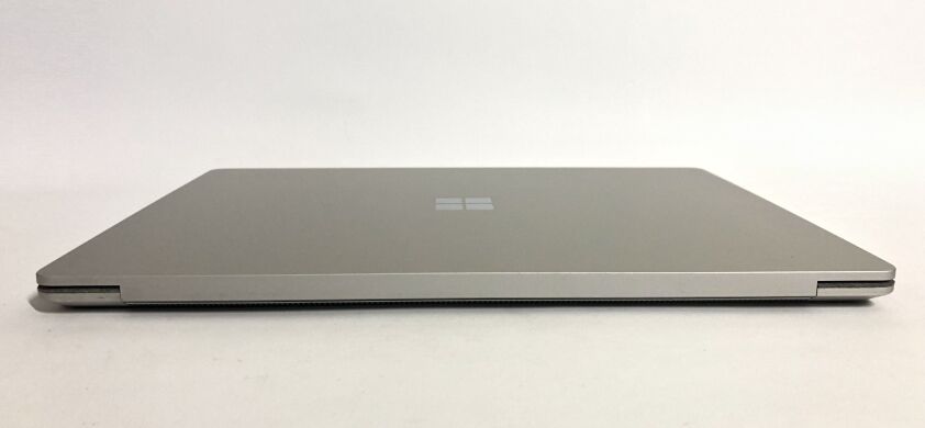 Ультрабук Microsoft Surface Laptop 2 1769 / 13.5" (2256x1504) IPS Touch / Intel Core i5-8350U (4 (8) ядра по 1.7 - 3.6 GHz) / 8 GB DDR4 / 256 GB SSD NVMe / Intel UHD Graphics 620 / WebCam / Win 11 Pro