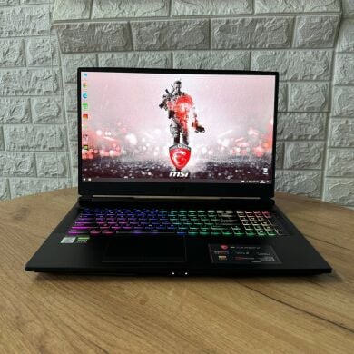 Ігровий ноутбук MSI GL75 Leopard 10SFK / 17.3" (1920x1080) IPS / Intel Core i7-10750H (6 (12) ядер по 2.6 - 5.0 GHz) / 16 GB DDR4 / 512 GB SSD + 1000 GB HDD / nVidia GeForce RTX 2070, 8 GB GDDR6, 256-bit / WebCam
