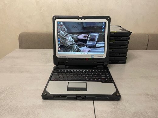 Защищенный нетбук-трансформер Panasonic Toughbook CF-33 / 12.5" (2160x1440) IPS Touch / Intel Core i7-7600U (2 (4) ядра по 2.8 - 3.9 GHz) / 16 GB DDR3 / 500 GB SSD / Intel HD Graphics 620 / WebCam / GPS / Два АКБ / Стилус