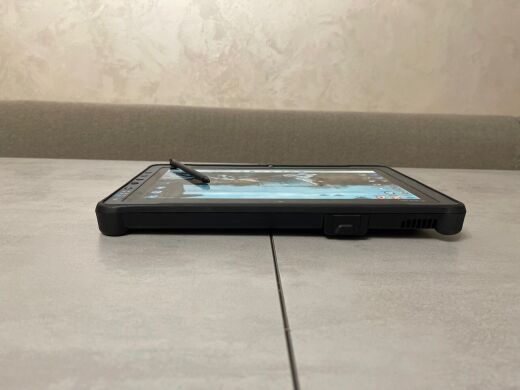 Захищений планшет Getac F110 G4 / 11.6" (1920x1080) IPS Touch / Intel Core i5-7200U (2 (4) ядра по 2.5 - 3.1 GHz) / 8 GB DDR4 / 256 GB SSD / Intel HD Graphics 620 / WebCam / Стилус / Два АКБ