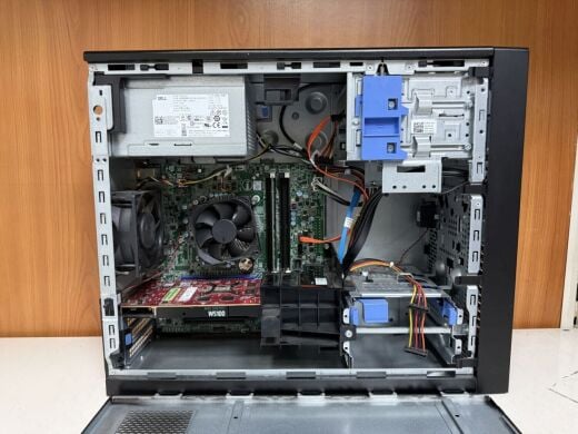 Игровой ПК Dell Precision 3620 Tower / Intel Core i7-6700 (4 (8) ядра по 3.4 - 4.0 GHz) / 8 GB DDR4 / no HDD / AMD FirePro W5100, 4 GB GDDR5, 128-bit / 290W / DVD-RW / DisplayPort