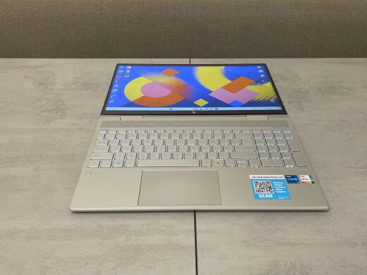 Ноутбук-трансформер HP Envy x360 15m-ed1013dx / 15.6" (1920x1080) IPS Touch / Intel Core i5-1135G7 (4 (8) ядра по 2.4 - 4.2 GHz) / 16 GB DDR4 / 256 GB SSD M.2 / Intel Iris X Graphics / WebCam