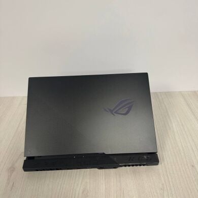 Ігровий ноутбук Asus ROG Strix G15 Advantage Edition G513QY / 15.6" (1920x1080) IPS / AMD Ryzen 9 5900HX (8 (16) ядер по 3.3 - 4.6 GHz) / 16 GB DDR4 / 512 GB SSD NVMe / AMD Radeon RX 6800M, 12 GB GDDR6, 192-bit Ігровий ноутбук Asus ROG Strix G15 Advantage Edition G513QY / 15.6" (1920x1080) IPS / AMD Ryzen 9 5900HX (8 (16) ядер по 3.3 - 4.6 GHz) / 16 GB DDR4 / 512 GB SSD NVMe / AMD Radeon RX 6800M, 12 GB GDDR6, 192-bit