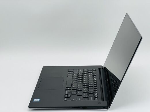 Игровой ноутбук Dell XPS 15 9550 / 15.6" (3840x2160) IGZO Touch / Intel Core i7-6700HQ (4 (8) ядра по 2.6 - 3.5 GHz) / 16 GB DDR4 / 240 GB SSD / nVidia GeForce GTX 960M, 2 GB GDDR5, 128-bit / WebCam