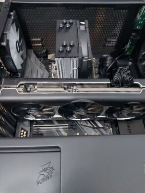 Ігровий ПК 1stPlayer FireBase XP-E Tower NEW / Intel Core i7-9700KF (8 ядер по 3.6 - 4.9 GHz) / 32 GB DDR4 / 256 GB SSD M.2 NEW + 960 GB SSD / AMD Radeon RX 5700, 8 GB GDDR6, 256-bit / 750W NEW / Кабелі HDMI та живлення в комплекті