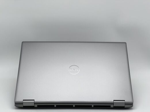 Ігровий ультрабук Dell Precision 7780 / 17.3" (1920x1080) IPS / Intel Core i9-13950HX (24 (32) ядра по 2.2 - 5.5 GHz) / 32 GB DDR5 / 1920 GB SSD / nVidia RTX 2000 Ada, 8 GB GDDR6, 128-bit / WebCam Ігровий ультрабук Dell Precision 7780 / 17.3" (1920x1080) IPS / Intel Core i9-13950HX (24 (32) ядра по 2.2 - 5.5 GHz) / 32 GB DDR5 / 1920 GB SSD / nVidia RTX 2000 Ada, 8 GB GDDR6, 128-bit / WebCam