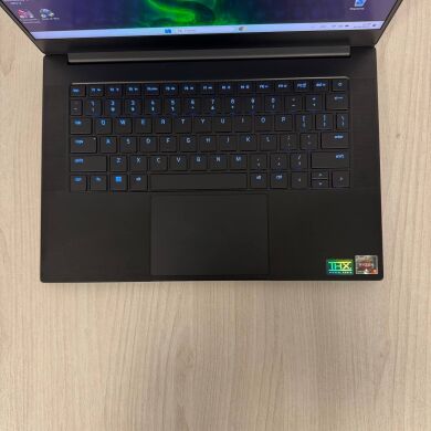 Ігровий ультрабук Razer Blade 14 RZ09-0427 / 14" (2560x1440) IPS / AMD Ryzen 9 6900HX (8 (16) ядер по 3.3 - 4.9 GHz) / 16 GB DDR5 / 1000 GB SSD NVMe / nVidia GeForce RTX 3080 Ti, 16 GB GDDR6, 256-bit / WebCam