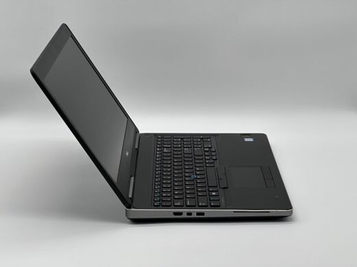Мобільна робоча станція Dell Precision 7510 / 15.6" (1920x1080) TN / Intel Core i7-6820HQ (4 (8) ядра по 2.7 - 3.6 GHz) / 16 GB DDR4 / 480 GB SSD M.2 / AMD FirePro W5170M, 2 GB GDDR5, 128-bit 