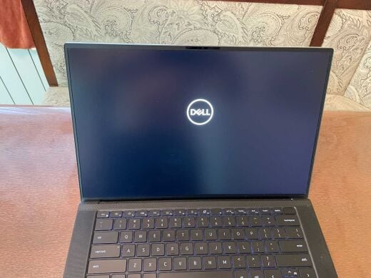 Мобільна робоча станція Dell XPS 15 9510 / 15.6" (3840x2400) IPS Touch / Intel Core i7-11800H (8 (16) ядер по 2.3 - 4.6 GHz) / 16 GB DDR4 / 512 GB SSD / nVidia GeForce RTX 3050 Ti, 4 GB GDDR6, 128-bit / WebCam