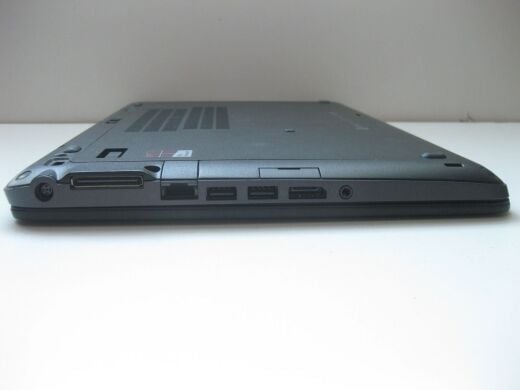 Мобильная рабочая станция HP ZBook 14 G1 / 14" (1600x900) UWVA / Intel Core i5-4300U (2 (4) ядра по 1.9 - 2.9 GHz) / 8 GB DDR3 / 240 GB SSD NEW + 500 GB HDD / AMD FirePro M4100, 1 GB DDR5, 128-bit / WebCam