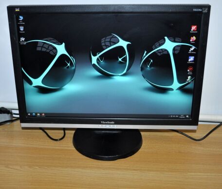 Монитор Б-класс ViewSonic VA2226w / 22" (1680x1050) TN / VGA, DVI