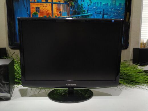 Монитор Samsung 2233BW / 22" (1680x1050) TN / 1x DVI, 1x VGA Монитор Samsung 2233BW / 22" (1680x1050) TN / 1x DVI, 1x VGA