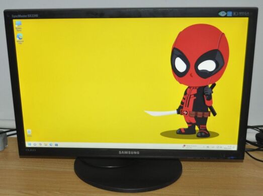 Монитор Samsung SyncMaster BX2240W / 22" (1680x1050) TN / VGA, DVI / VESA 75x75 Монитор Samsung SyncMaster BX2240W / 22" (1680x1050) TN / VGA, DVI / VESA 75x75