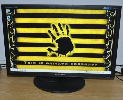 Монитор Samsung SyncMaster BX2240W / 22" (1680x1050) TN / VGA, DVI / VESA 75x75 Монитор Samsung SyncMaster BX2240W / 22" (1680x1050) TN / VGA, DVI / VESA 75x75