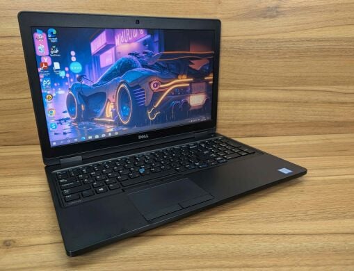 Ноутбук Dell Latitude 5580 / 15.6" (1366x768) TN / Intel Core i5-7200U (2 (4) ядра по 2.5 - 3.1 GHz) / 8 GB DDR4 / 128 GB SSD / Intel HD Graphics 620 / WebCam / Windows 10