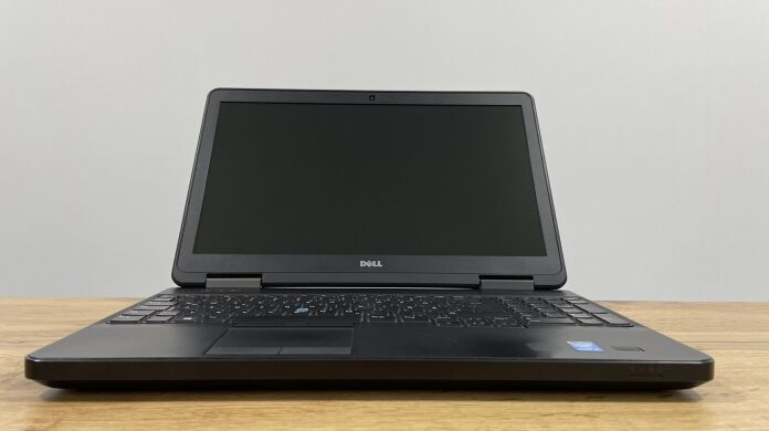 Ноутбук Dell Latitude E5440 / 14" (1366x768) TN / Intel Core i5-4300U (2 (4) ядра по 1.9 - 2.9 GHz) / 8 GB DDR3 / 500 GB SSHD / Intel HD Graphics 4400 / WebCam