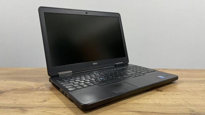 Ноутбук Dell Latitude E5440 / 14" (1366x768) TN / Intel Core i5-4300U (2 (4) ядра по 1.9 - 2.9 GHz) / 8 GB DDR3 / 500 GB SSHD / Intel HD Graphics 4400 / WebCam