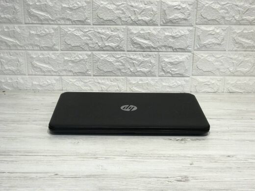 Ноутбук HP 250 G3 / 15.6" (1366x768) TN / Intel Core i3-4005U (2 (4) ядра по 1.7 GHz) / 4 GB DDR3 / 256 GB SSD / nVidia GeForce 820M, 1 GB DDR3, 64-bit / WebCam / DVD-ROM