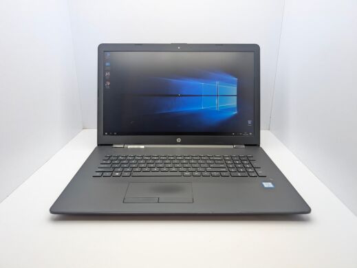 Ноутбук HP Pavilion 17-bs0xx / 17.3" (1600x900) TN / Intel Core i3-6006U (2 (4) ядра по 2.0 GHz) / 4 GB DDR3 / 240 GB SSD / Intel HD Graphics 520 / WebCam / HDMI