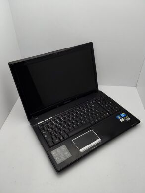 Ноутбук Lenovo G560 / 15.6" (1366x768) TN / Intel Core i5-480M (2 (4) ядра по 2.66 - 2.93 GHz) / 6 GB DDR3 / 500 GB HDD / nVidia GeForce 310M, 1 GB GDDR3, 64-bit / WebCam
