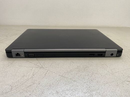 Ультрабук Dell Latitude E5470 / 14" (1366x768) TN / Intel Core i5-6300U (2 (4) ядра по 2.4 - 3.0 GHz) / 8 GB DDR4 / 128 GB SSD / Intel HD Graphics 520 / WebCam