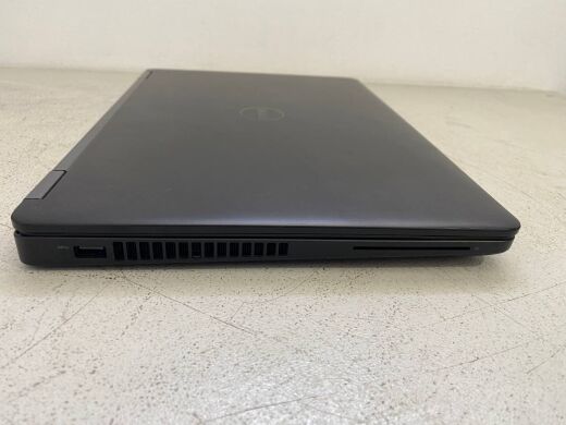 Ультрабук Dell Latitude E5470 / 14" (1366x768) TN / Intel Core i5-6300U (2 (4) ядра по 2.4 - 3.0 GHz) / 8 GB DDR4 / 128 GB SSD / Intel HD Graphics 520 / WebCam