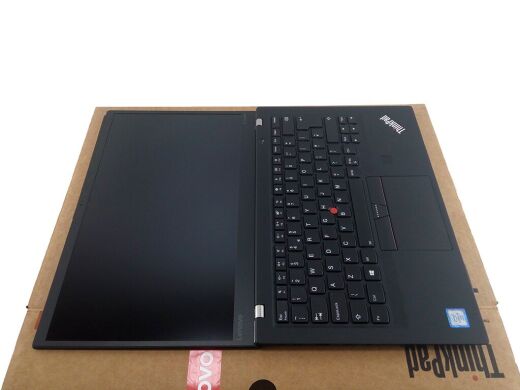 Ультрабук Lenovo ThinkPad X1 Carbon G5 / 14" (1920x1080) IPS LED / Intel Core i5-6200U (2 (4) ядра по 2.3 - 2.8 GHz) / 8 GB DDR3 / 240 GB SSD / WebCam / USB 3.0 / HDMI / Thunderbolt 3