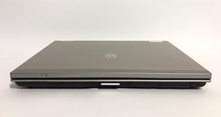Нетбук Б-клас HP Elitebook 2540p / 12.1" (1280x800) TN / Intel Core i7-640LM (2 (4) ядра по 2.13 - 2.93 GHz) / 6 GB DDR3 / 80 GB SSD / Intel HD Graphics / WebCam / Підсилена батарея