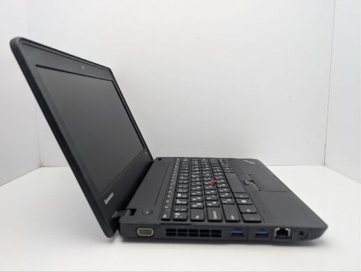 Нетбук Б-класс Lenovo ThinkPad X140e / 11.6" (1366x768) TN / AMD E1-2500 (2 ядра по 1.4 GHz) / 8 GB DDR3 / 120 GB SSD / AMD Radeon HD 8240 Graphics / WebCam Нетбук Б-класс Lenovo ThinkPad X140e / 11.6" (1366x768) TN / AMD E1-2500 (2 ядра по 1.4 GHz) / 8 GB DDR3 / 120 GB SSD / AMD Radeon HD 8240 Graphics / WebCam