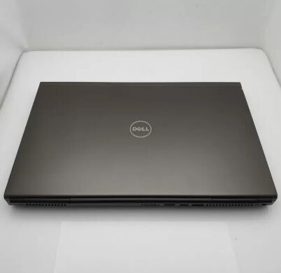 Мобильная рабочая станция Dell Precision M6800 / 17.3" (1920х1080) TN / Intel Core i7-4810MQ (4 (8) ядра по 2.8 - 3.8 GHz) / 16 GB DDR3 / 256 GB SSD / nVidia Quadro K3100M, 4 GB GDDR5, 256-bit / WebCam / DWD-ROM / Win 10 Pro