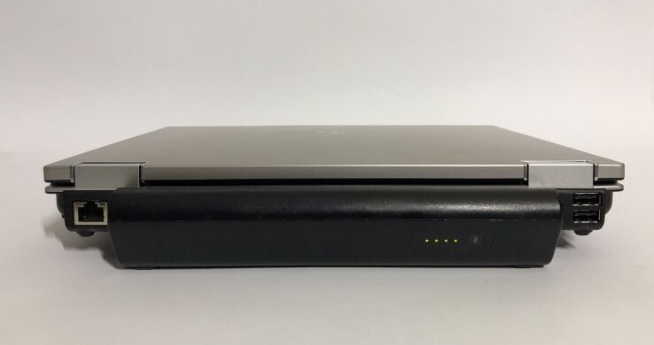 Нетбук Б-клас HP Elitebook 2540p / 12.1" (1280x800) TN / Intel Core i7-640LM (2 (4) ядра по 2.13 - 2.93 GHz) / 6 GB DDR3 / 80 GB SSD / Intel HD Graphics / WebCam / Підсилена батарея